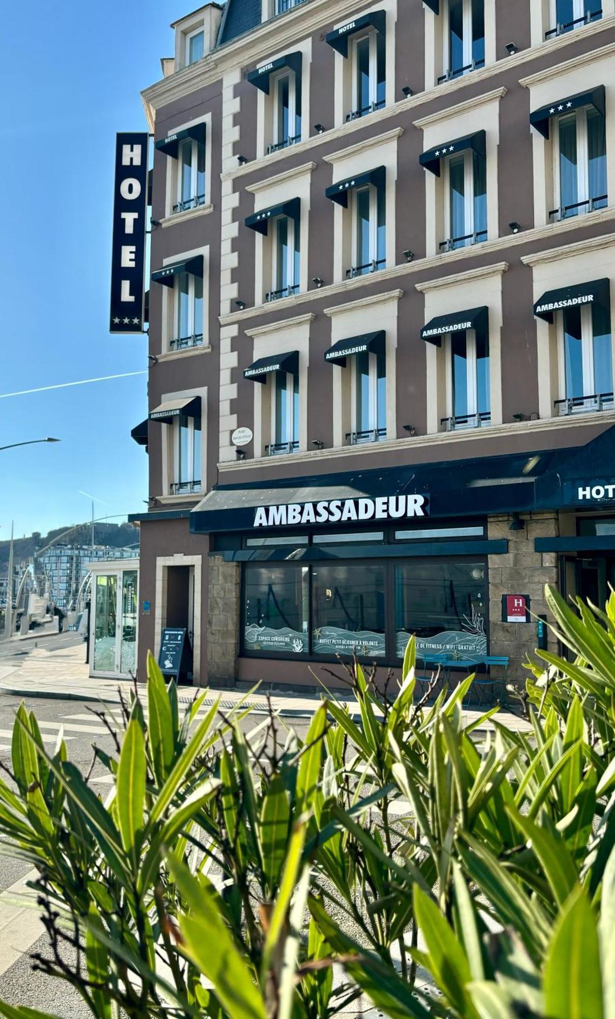 Ambassadeur Hotel - Cherbourg Port De Plaisance Kültér fotó