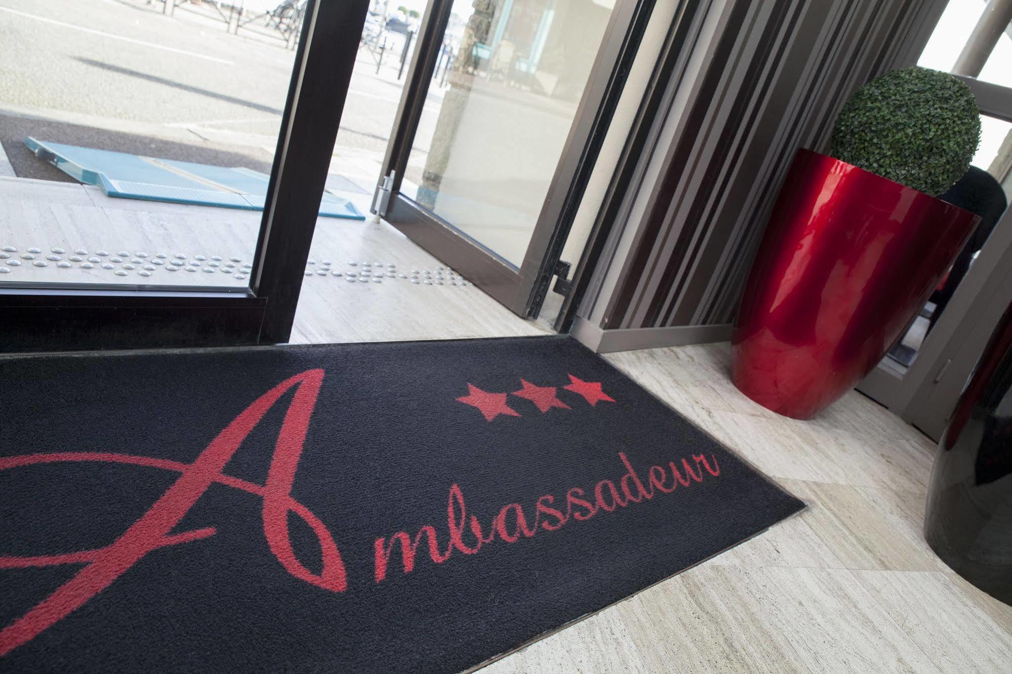 Ambassadeur Hotel - Cherbourg Port De Plaisance Kültér fotó